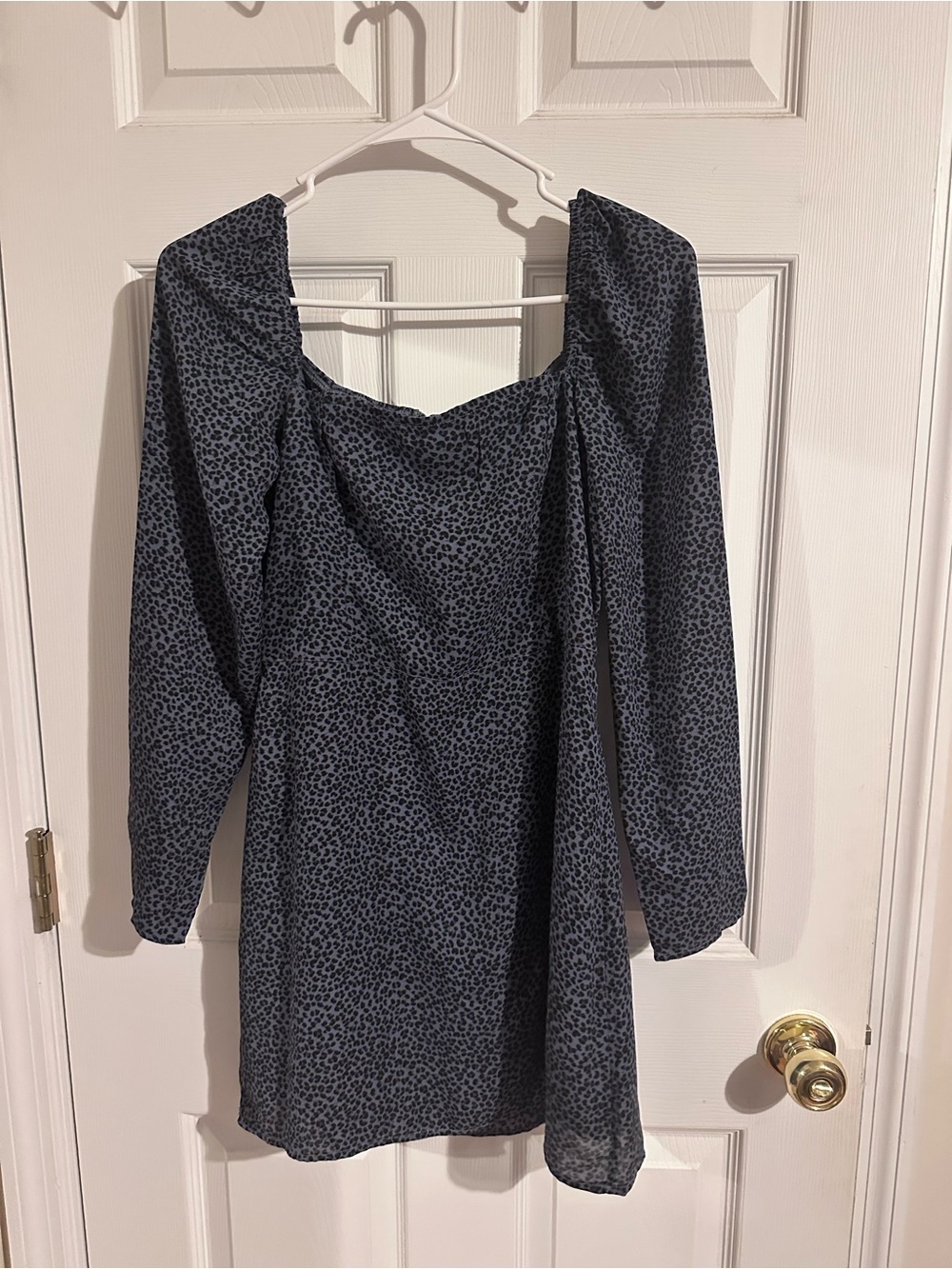 Women's Navy Leopard Print Long Sleeve Dress